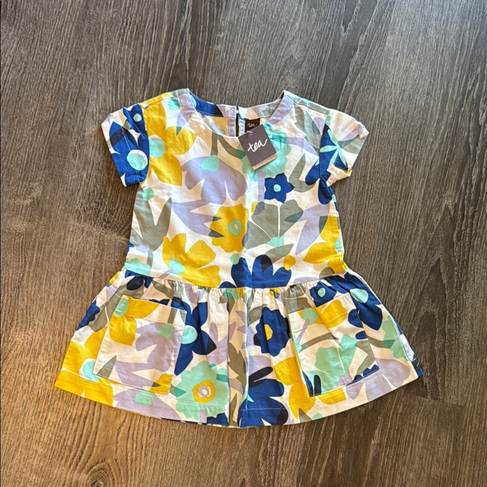 Tea NWT Size 2T Floral Print Dress with Short Sleeves